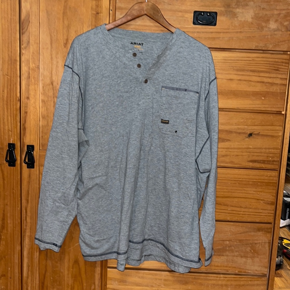 Mens Ariat Henley Shirt
